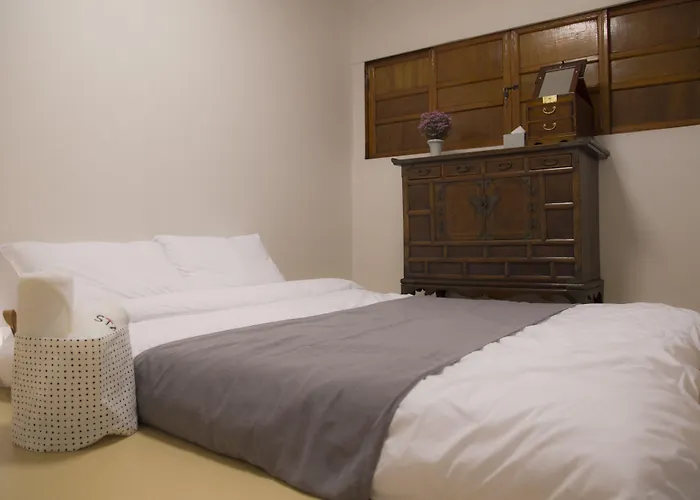 256 Hanok Guest house