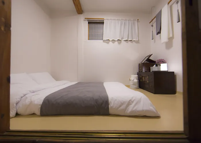 256 Hanok Seoul