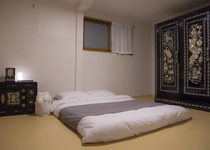 256 Hanok Guest house