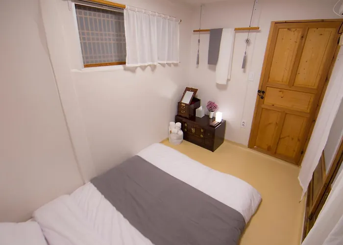 256 Hanok Seoul